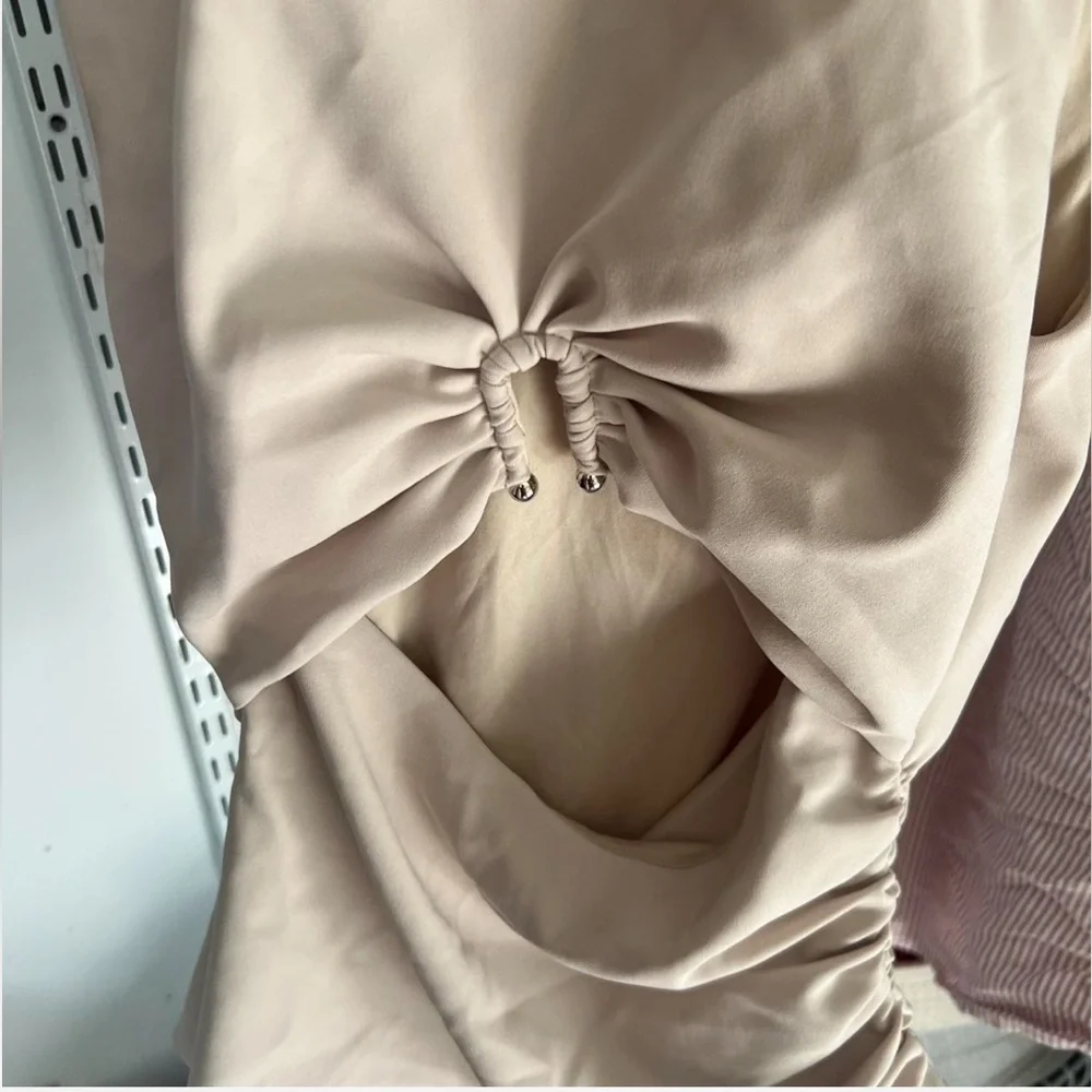 Zara cut out top (only worn once) - Picture 2 of 4